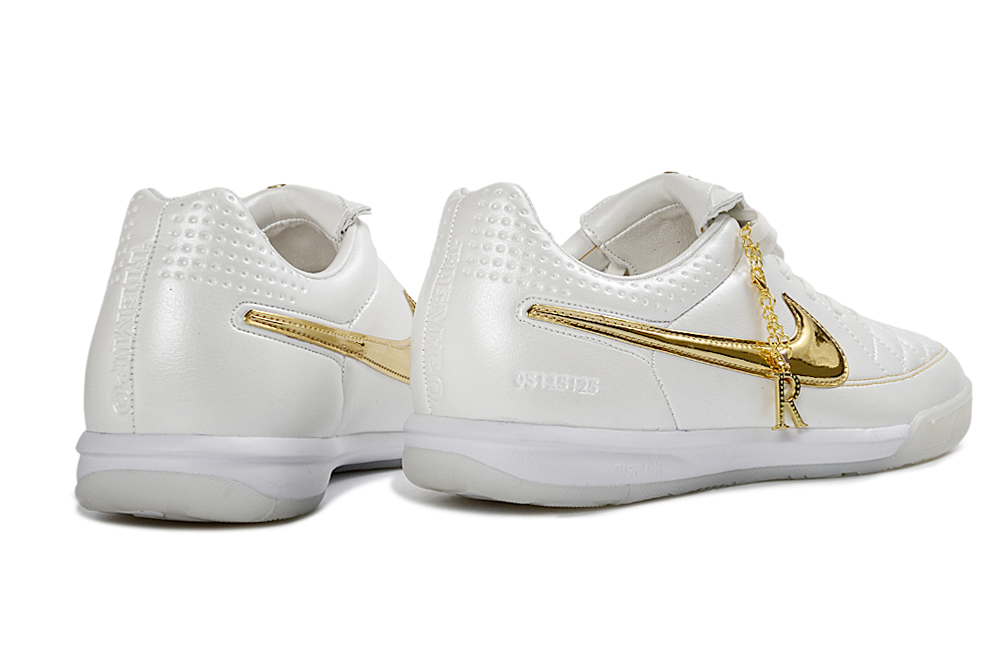 Ronaldinho x Tiempo Legend 'Touch of Gold' IC