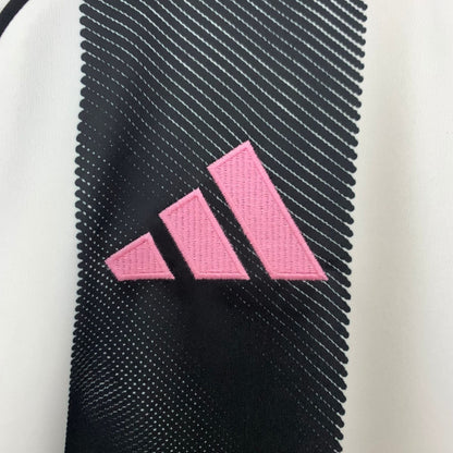 25/26 Juventus Home Kit