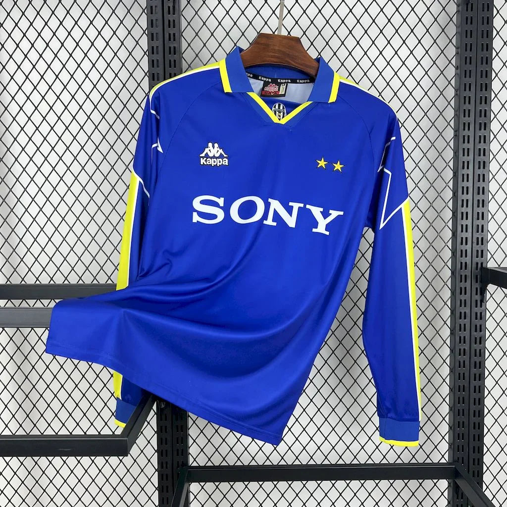1996-1997 Retro Juventus Away Long Sleeve