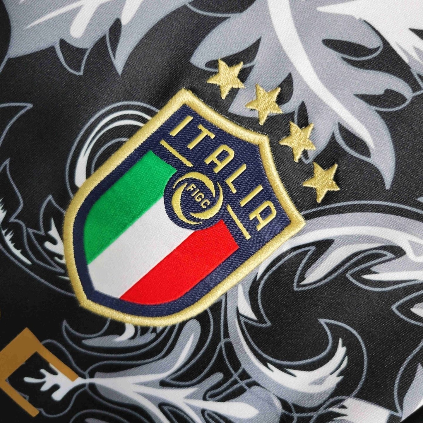 Italy "Versace" Premium Black Kit