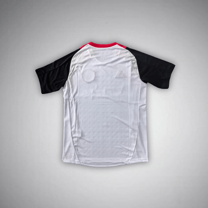 Manchester United "Tiro 24" Premium Kit